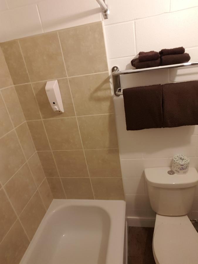 Centennial Motel Kindersley Экстерьер фото